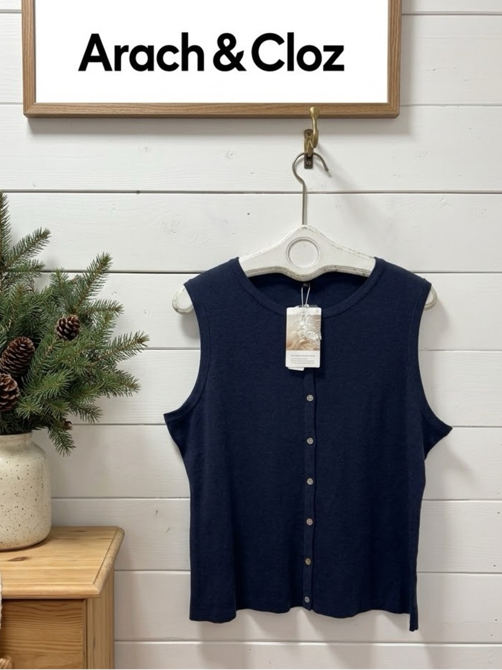 Arach & Cloz Navy Sleeveless Button-Down Knit Top - Size XXL (NWT)